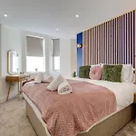 Stylish North Bay & Town Scarborough