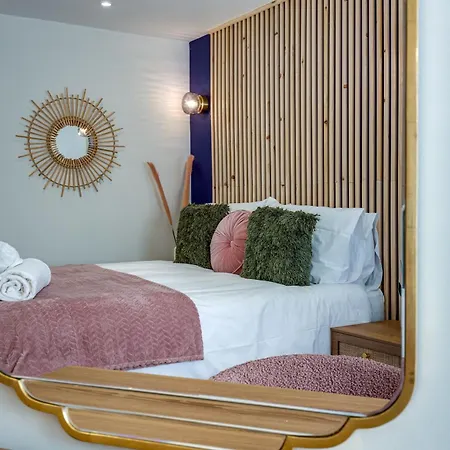Apartment 1 - North Marine *